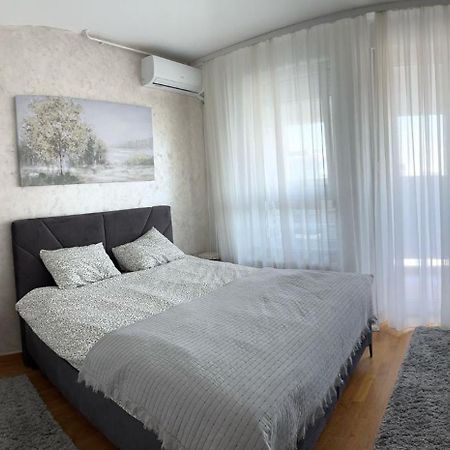 Manhattan Apartman Belvil Belgrad Dış mekan fotoğraf
